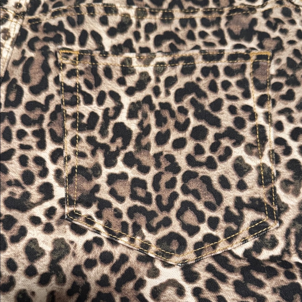 LOFT Leopard Print Wide Leg Jeans - Picture 11 of 13